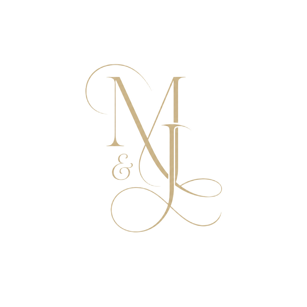 Monograma M & L